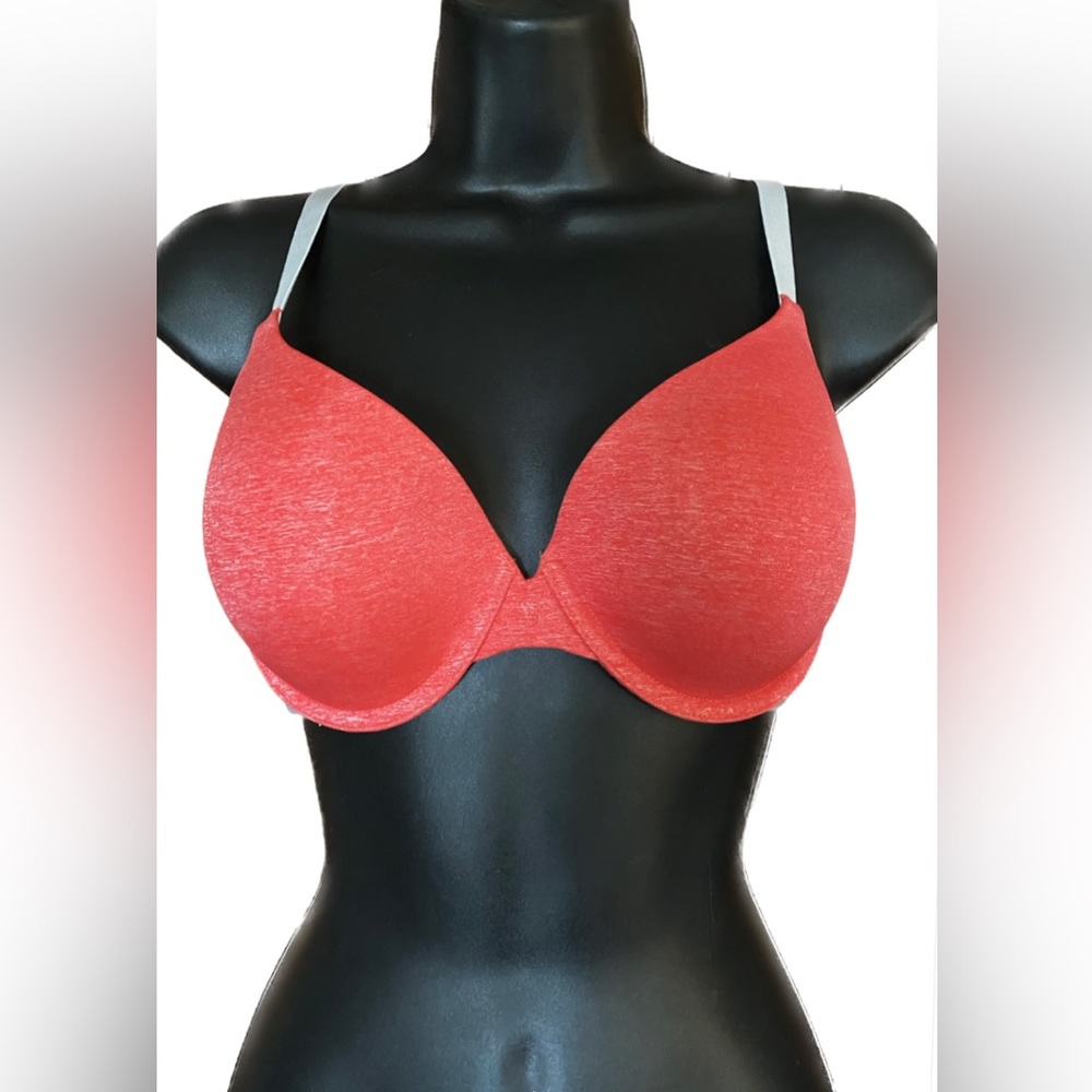 VS RED Uplift Semi-Demi, 36C, *P1016